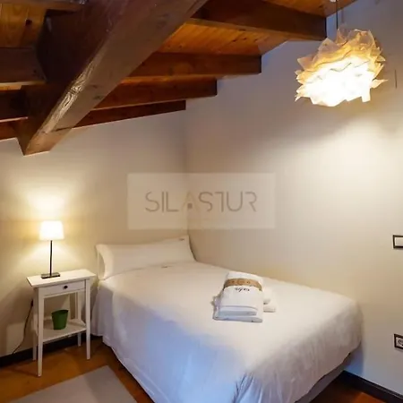 El Gorin Casona * 希洪