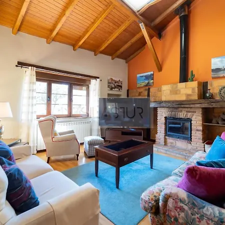 El Gorin Casona * 希洪